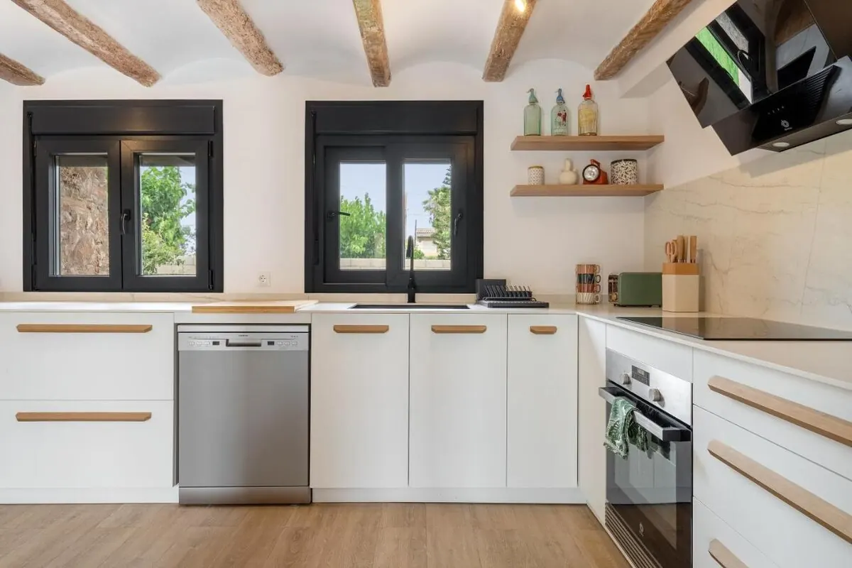 Cocina completamente equipada